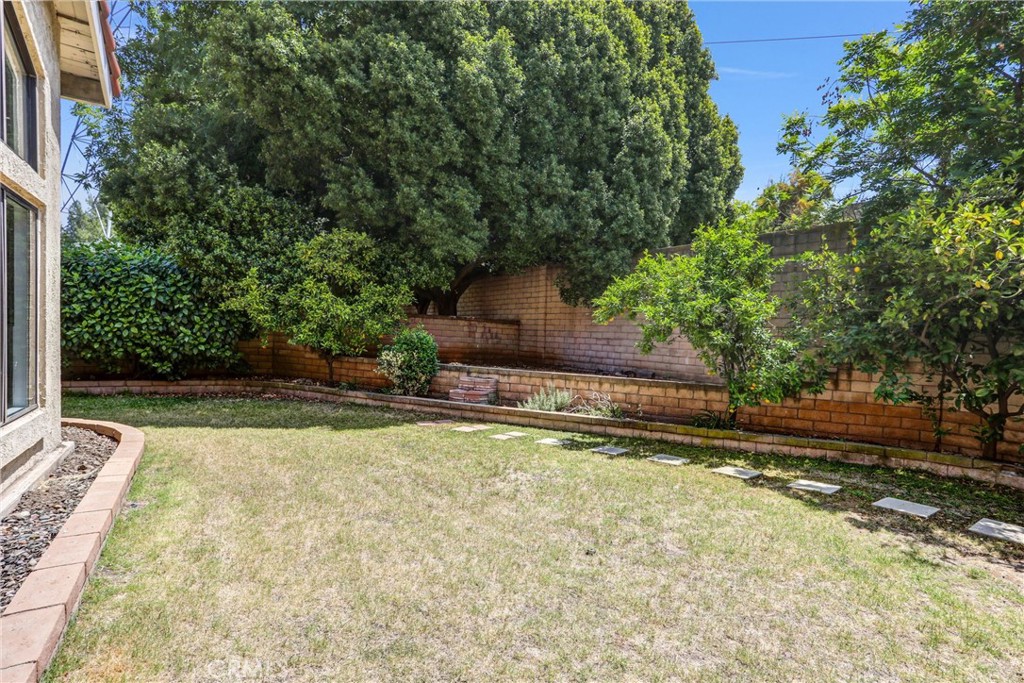 514 Conestoga Road San Dimas, CA 91773 - Photo 30 of 42 Back yard