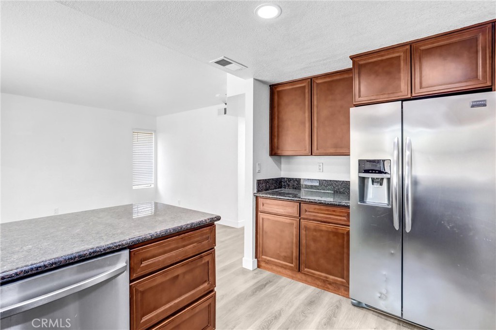 514 Conestoga Road San Dimas, CA 91773 - Photo 10 of 42 Kitchen