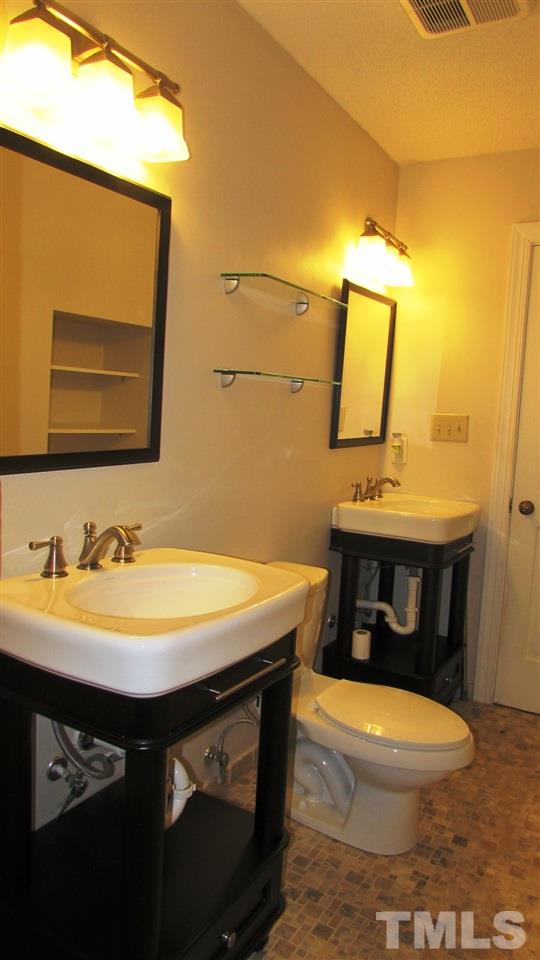 9517 Center Cross Court Raleigh, NC 27617 - Photo 13 of 24