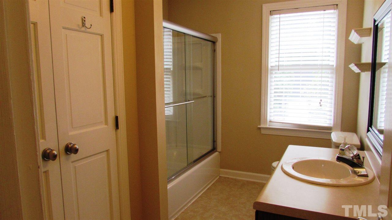 9517 Center Cross Court Raleigh, NC 27617 - Photo 17 of 24
