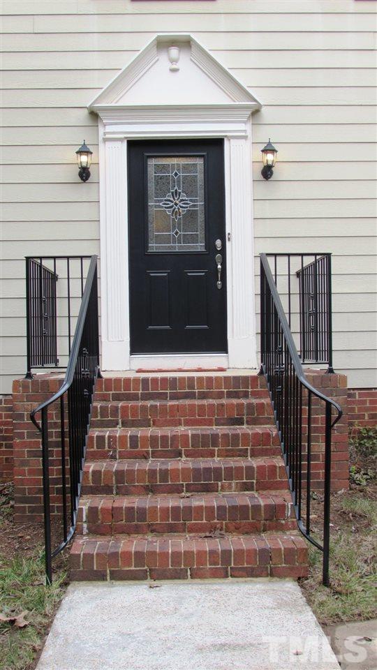9517 Center Cross Court Raleigh, NC 27617 - Photo 3 of 24