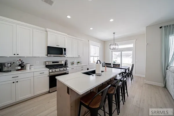 $549,000 | 860 Montezuma Street, Idaho Falls, ID 83402