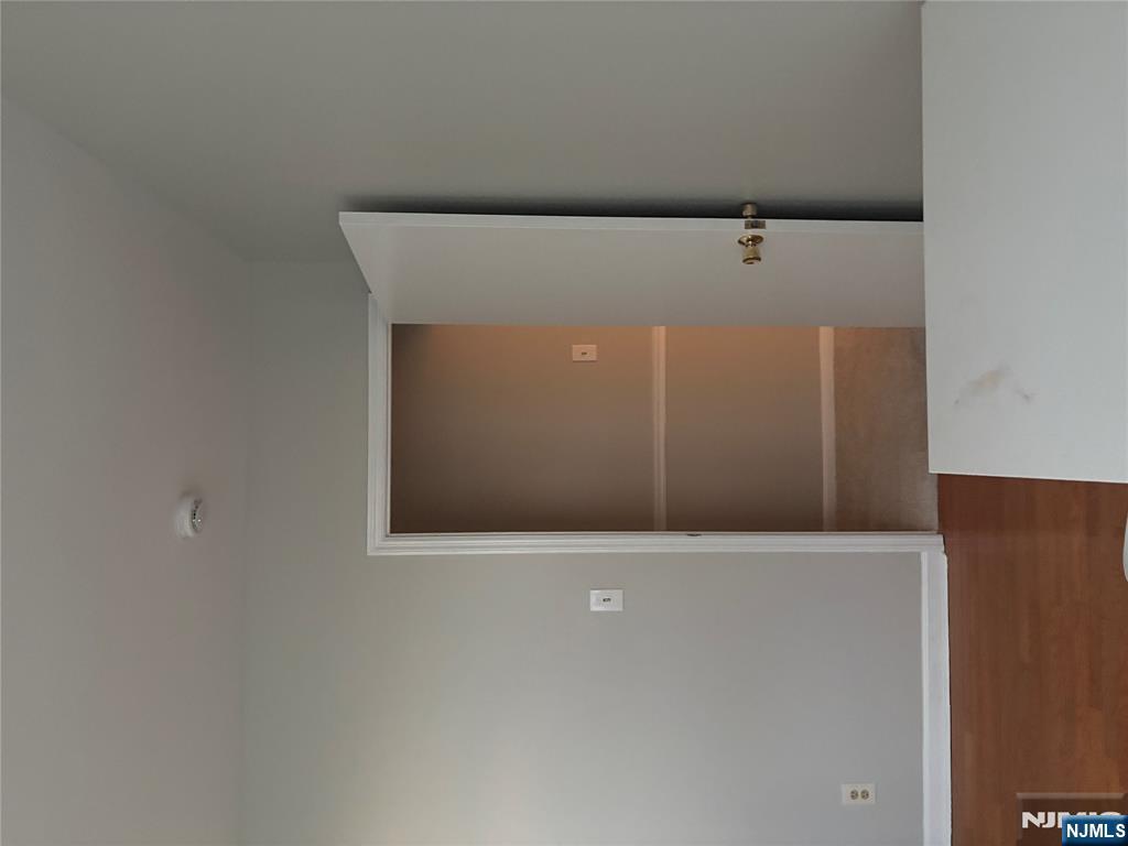 24 Maiden Lane, Unit 2 Little Ferry, NJ 07643 - Photo 6 of 24