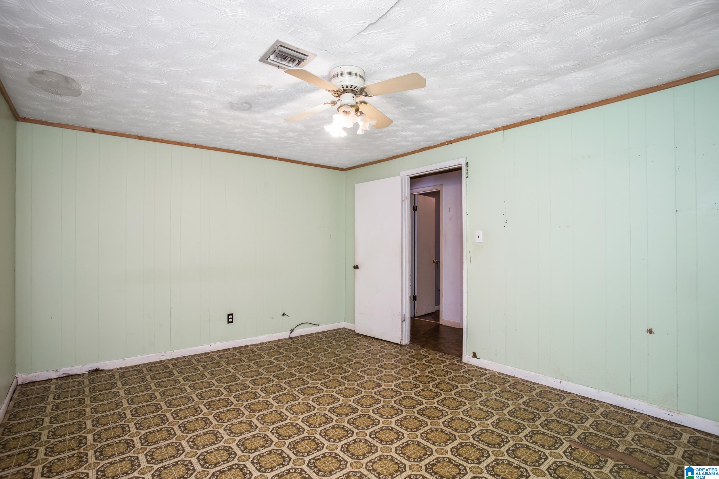 200 Goodwin Lane Talladega, AL 35160 - Photo 17 of 34