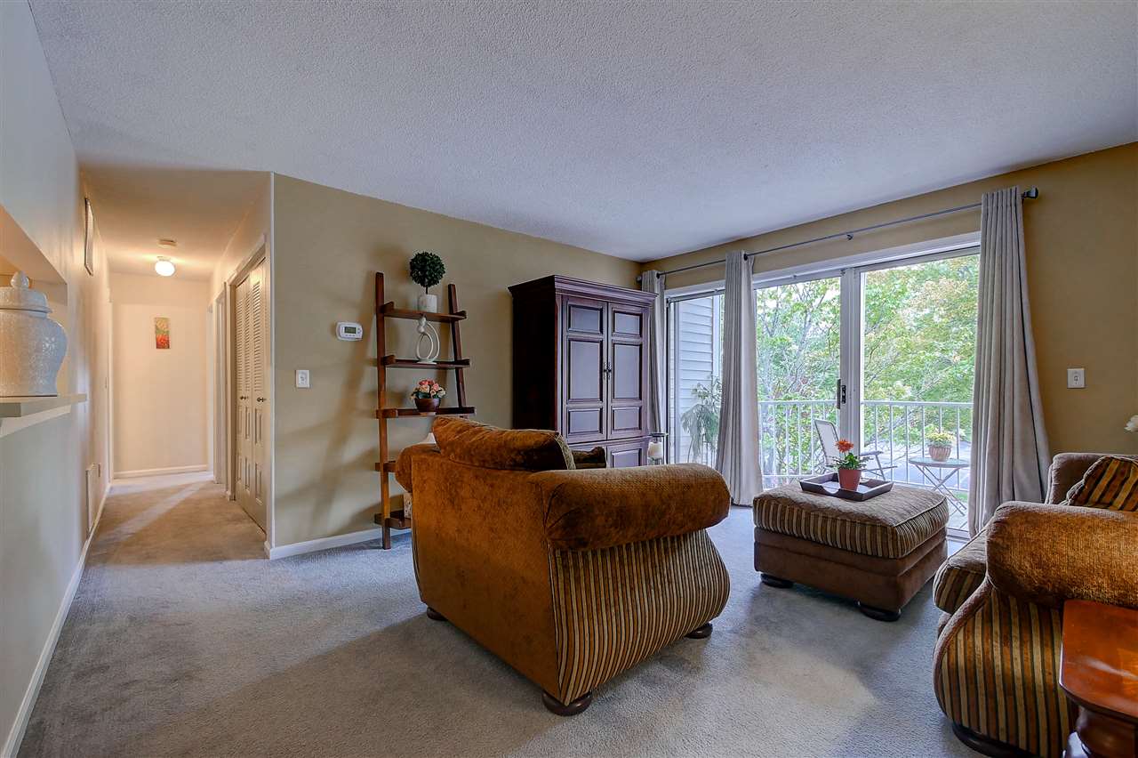 3 Galloway Road, Unit 23 Merrimack, NH 03054 - Photo 2 of 30