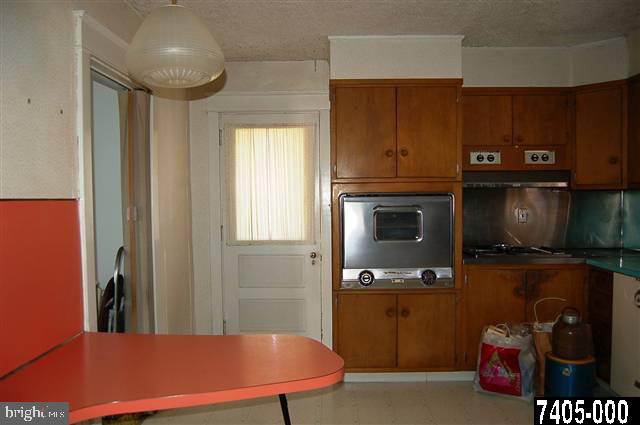 360 Hanover Road York, PA 17408 - Photo 5 of 16