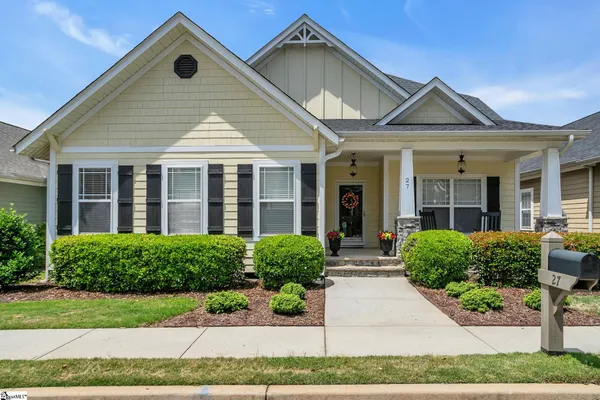 $439,000 | 27 Pine Island Drive, Simpsonville, SC 29681