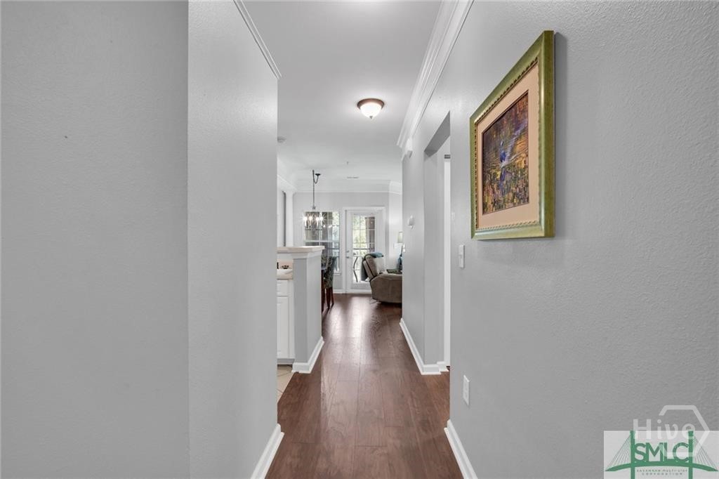 2017 Whitemarsh Way Savannah, GA 31410 - Photo 3 of 35