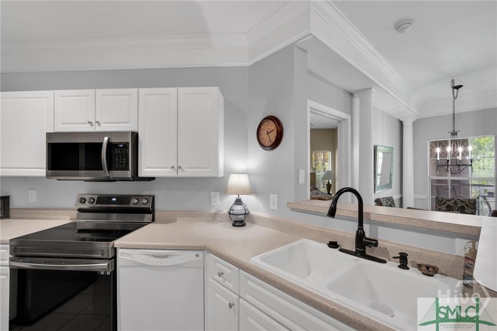 2017 Whitemarsh Way Savannah, GA 31410 - Photo 5 of 35