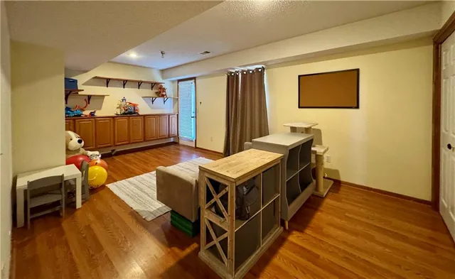 $350,000 | 300 North Hickory Street, Gardner, KS 66030