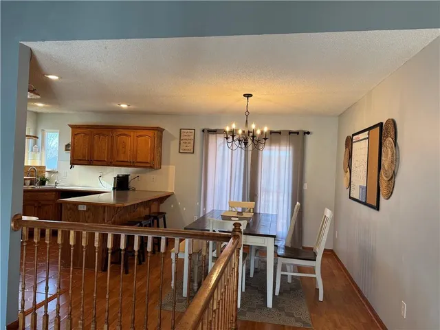 $350,000 | 300 North Hickory Street, Gardner, KS 66030