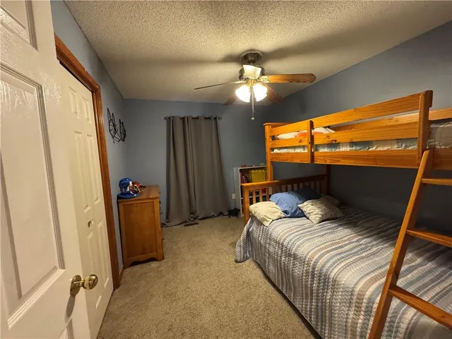 $350,000 | 300 North Hickory Street, Gardner, KS 66030