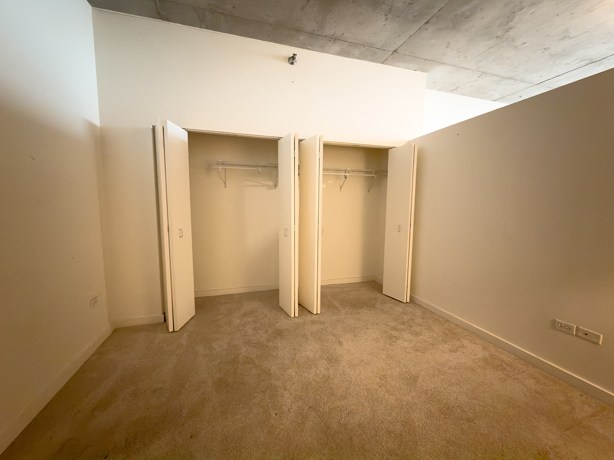 1720 South Michigan Avenue, Unit 3002 Chicago, IL 60616 - Photo 17 of 22 a view of an empty room