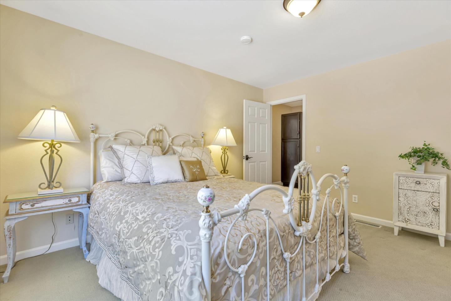 136 Echo Valley Road Salinas, CA 93907 - Photo 38 of 82 Gallery Image 38
