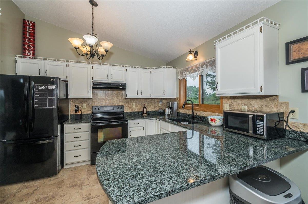140 East Harney Road Esko, MN 55733 - Photo 8 of 34 Gallery Image 8
