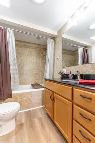 $104,900 | 917 Willard Avenue West, Rockford, IL 61101