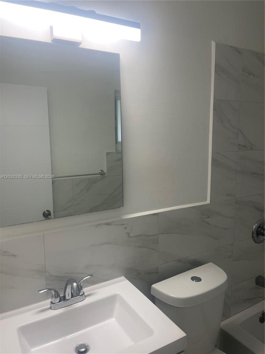 2008 Southwest 3rd Street, Unit 4 Miami, FL 33135 - Photo 11 of 15