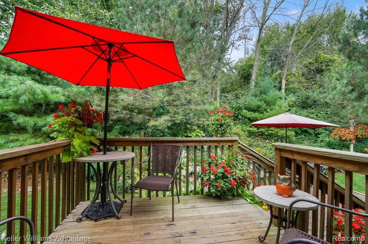 1501 East Marr Road Howell, MI 48855 - Photo 2 of 23 Back Deck Off Doorwall.jpg