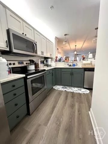 $3,000 | 429 Montgomery Street, Unit A, Savannah, GA 31401