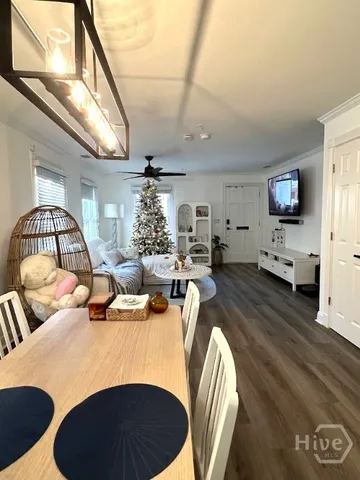 $3,000 | 429 Montgomery Street, Unit A, Savannah, GA 31401