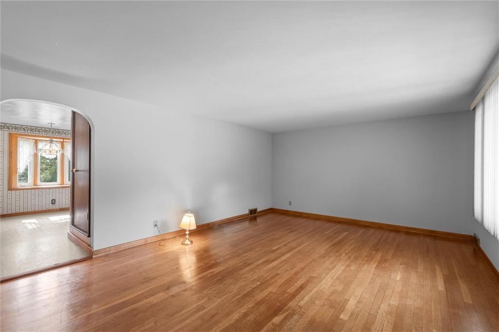 119 Wasser Road Greenville, PA 16125 - Photo 2 of 32 Gallery Image 2