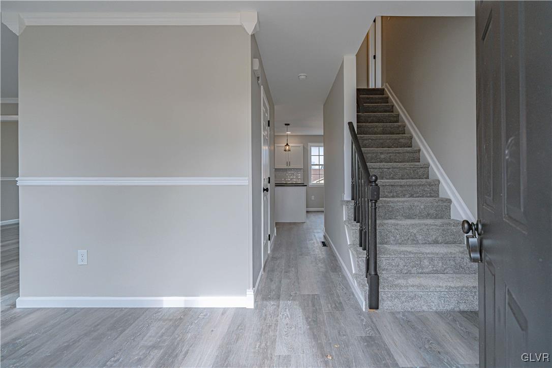 3911 Carter Road Bethlehem, PA 18020 - Photo 3 of 45 Gallery Image 3