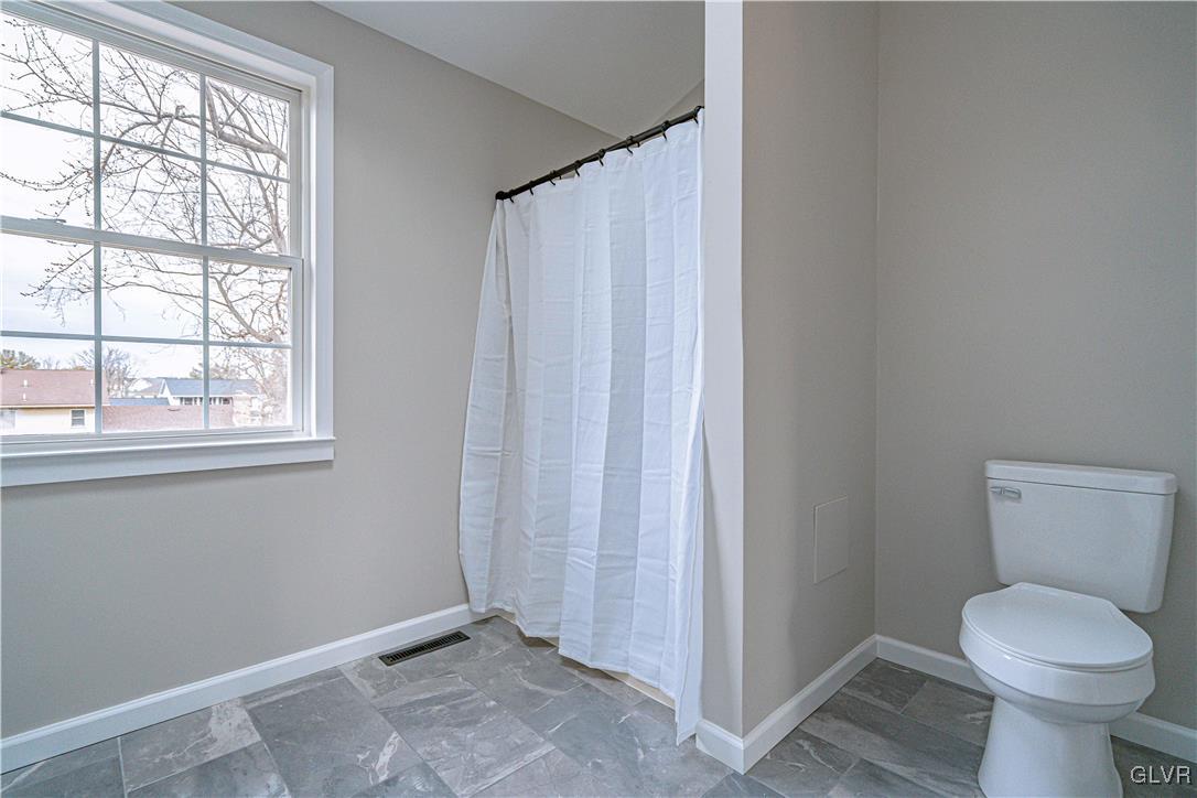 3911 Carter Road Bethlehem, PA 18020 - Photo 32 of 45 Gallery Image 32