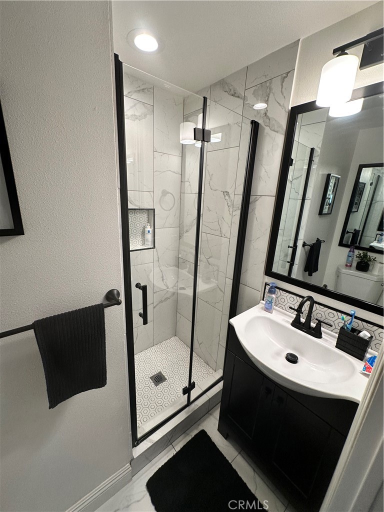 18470 7th Street Bloomington, CA 92316 - Photo 8 of 45