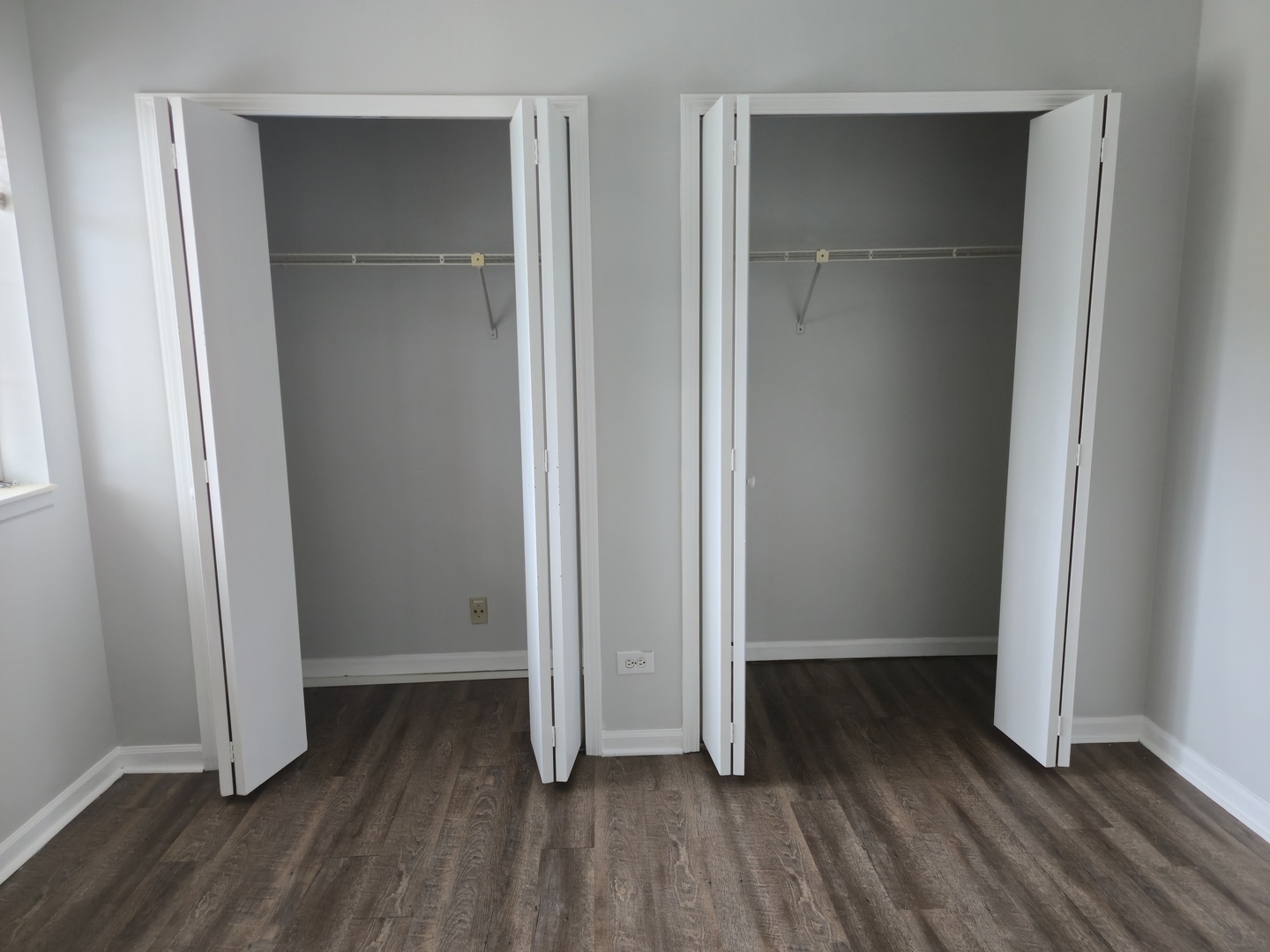 1350 South Lorraine Road, Unit E Wheaton, IL 60189 - Photo 17 of 20 Gallery Image 17