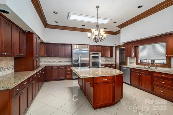 $995,000 | 1816 Country Garden Drive, Shelby, NC 28150