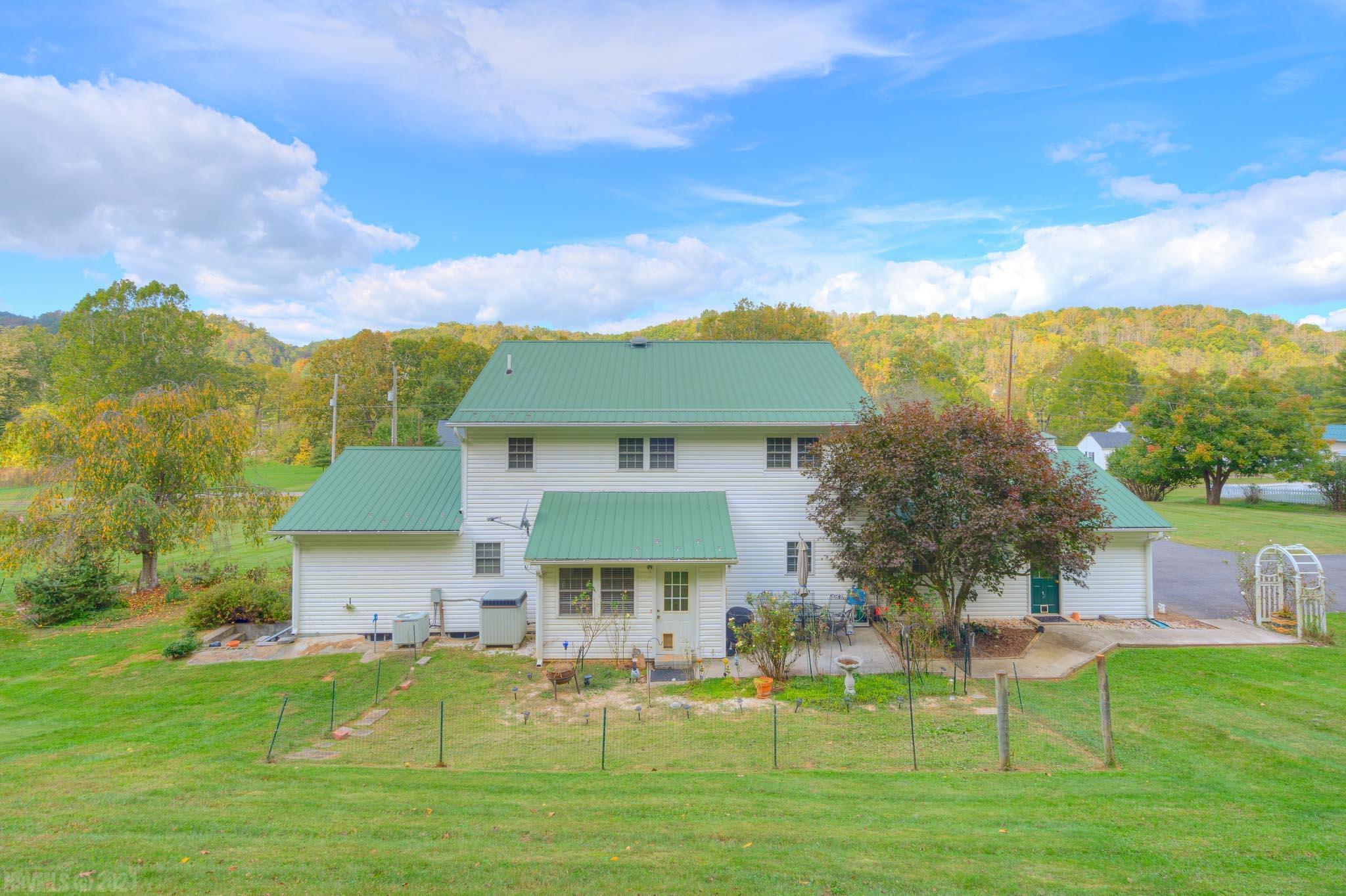 1544 Allisonia Road Hiwassee, VA 24347 - Photo 8 of 66 Gallery Image 8