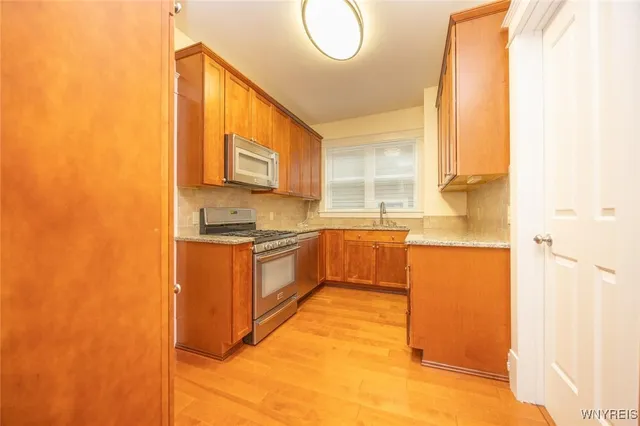 $2,000 | 114 Ashland Avenue, Buffalo, NY 14222