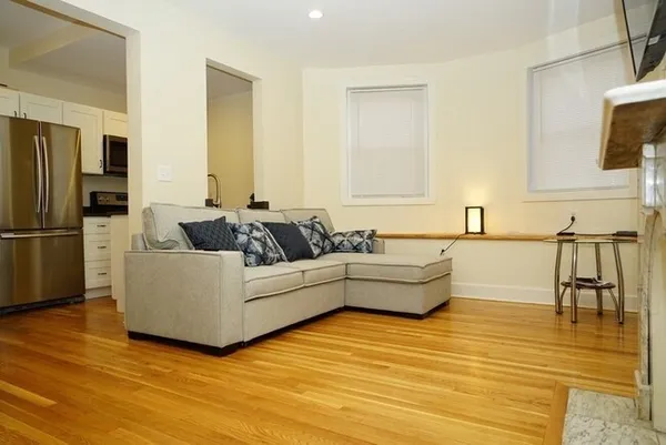 $5,000 | 328 Washington Street, Unit 2, Brookline, MA 02445