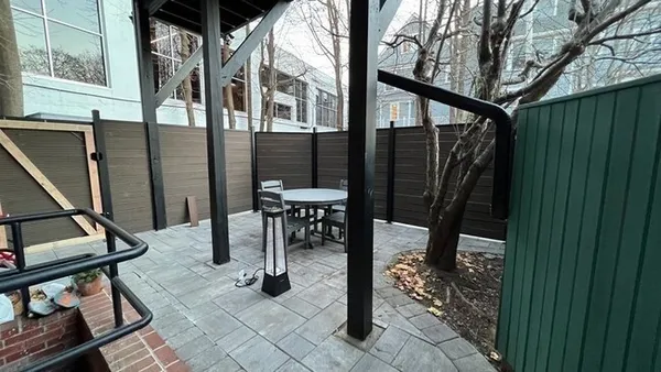 $5,000 | 328 Washington Street, Unit 2, Brookline, MA 02445