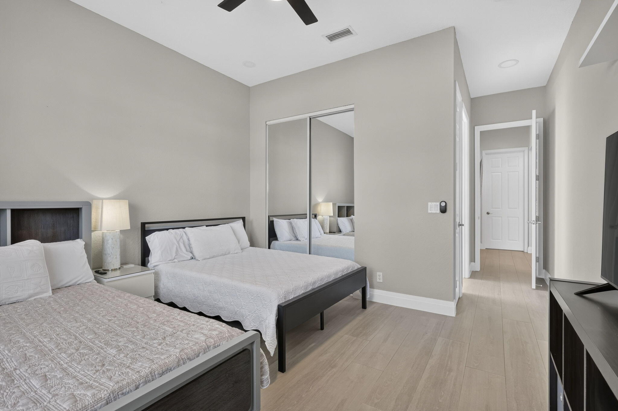 11144 Marina Bay Road Wellington, FL 33449 - Photo 21 of 82 42-web-or-mls-BS1A0514