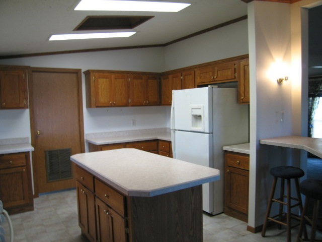 50717 East Indiana Lake Road Bristol, IN 46507 - Photo 8 of 28 Gallery Image 8
