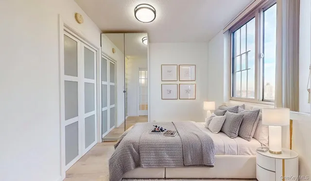 $689,000 | 118-17 Union Turnpike, Unit 18H | Forest Hills