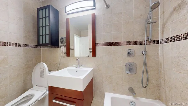 $689,000 | 118-17 Union Turnpike, Unit 18H | Forest Hills