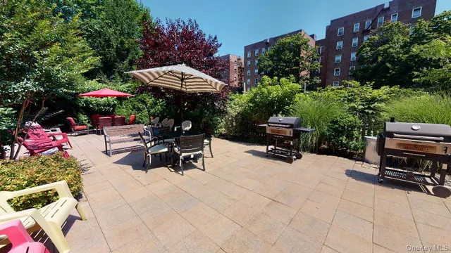 $689,000 | 118-17 Union Turnpike, Unit 18H | Forest Hills