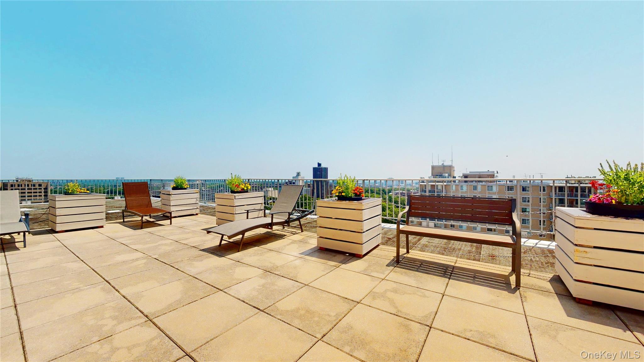 118-17 Union Turnpike, Unit 18H Queens, NY 11375 - Photo 47 of 49 View of patio / terrace