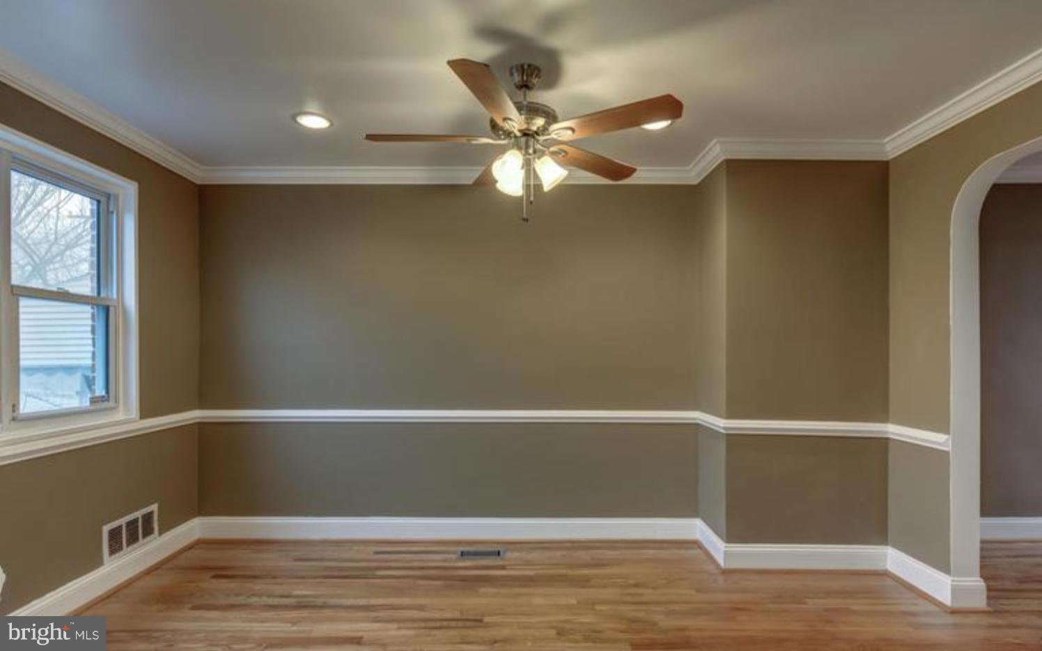 1034 Wedgewood Road Baltimore, MD 21229 - Photo 13 of 30 Dining Room