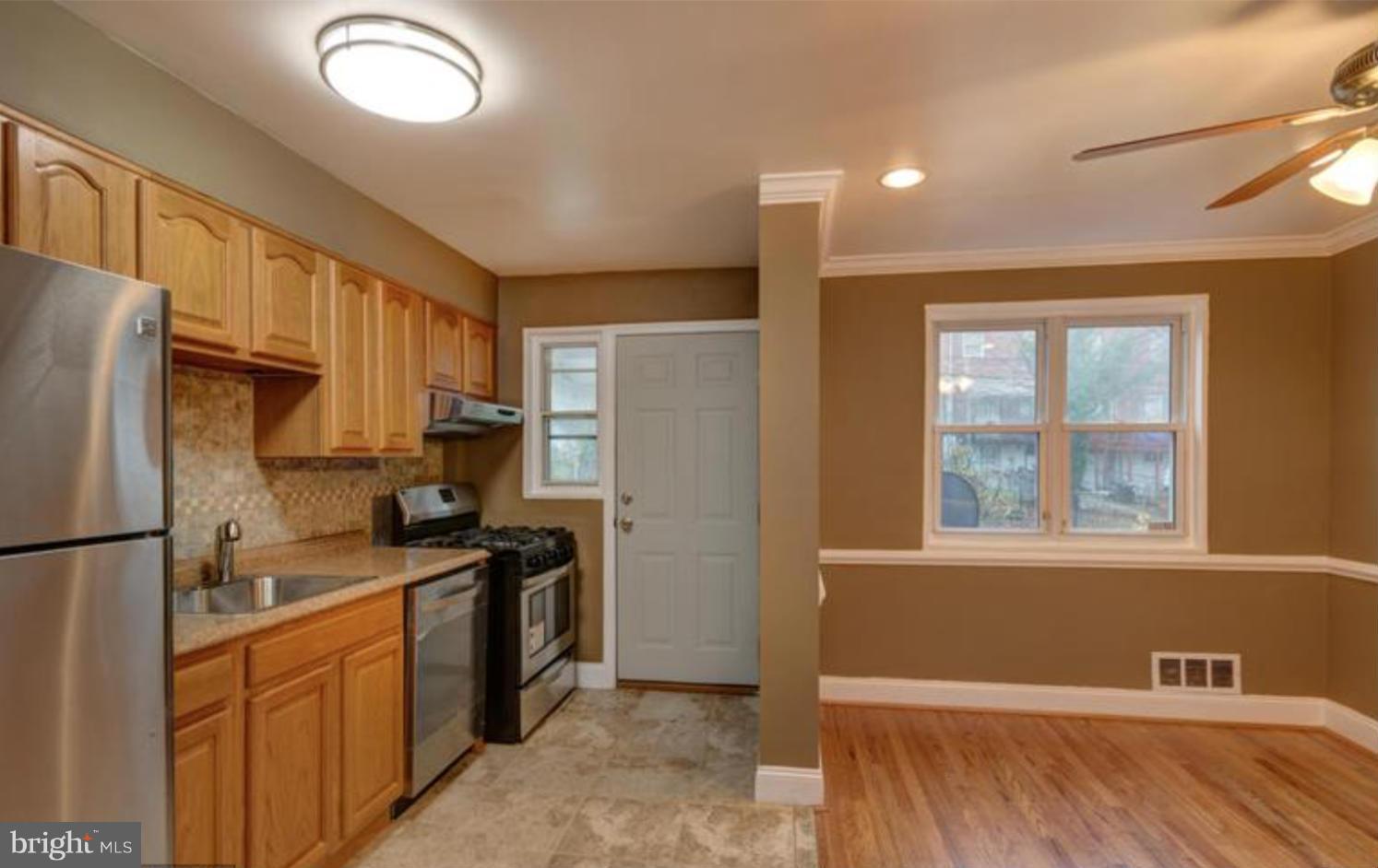 1034 Wedgewood Road Baltimore, MD 21229 - Photo 8 of 30 Kitchen