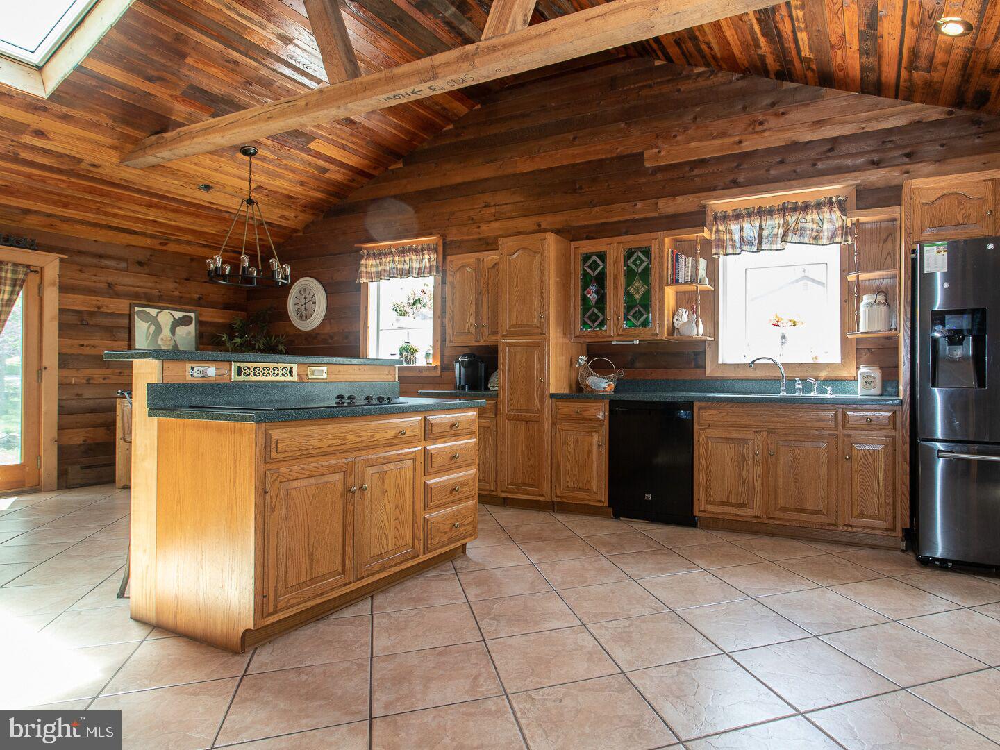 107 Midway Road Phoenixville, PA 19460 - Photo 6 of 27 Gallery Image 6