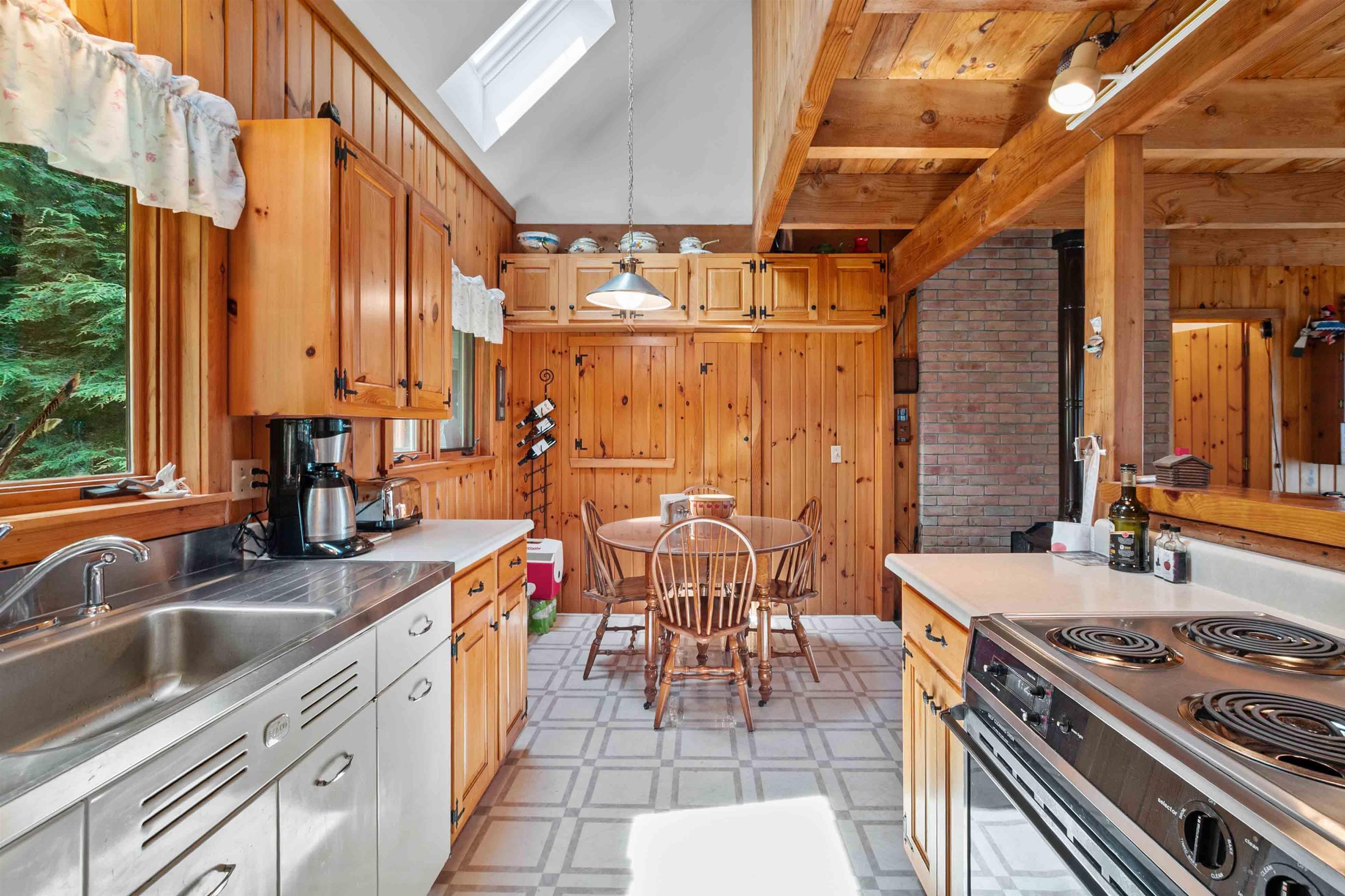 334 Bay Point Road Sunapee, NH 03782 - Photo 11 of 25