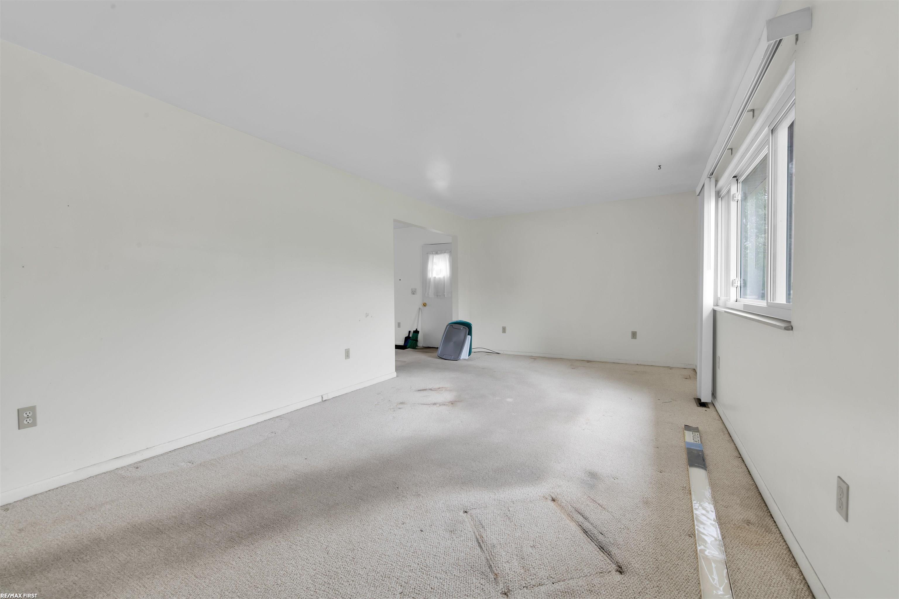 496 Birch Road Vassar, MI 48768 - Photo 4 of 26 Gallery Image 4