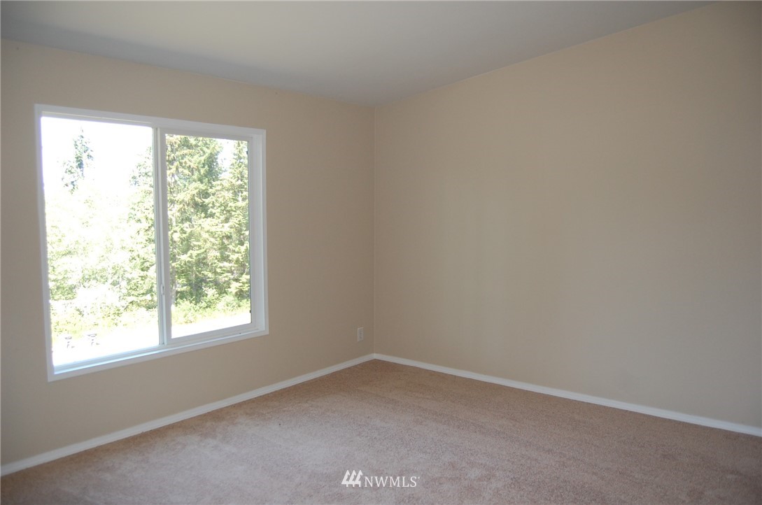 4481 East Rasor Road Belfair, WA 98528 - Photo 14 of 25 Gallery Image 14