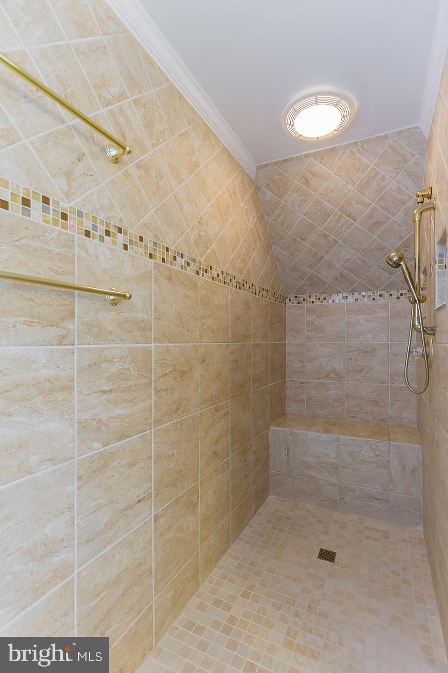 1611 Clay Hammond Road Prince Frederick, MD 20678 - Photo 19 of 40 Grand Walk In Shower