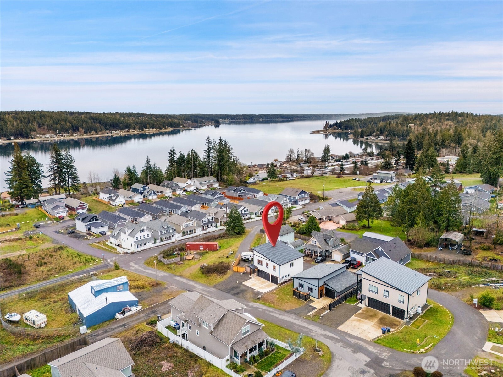 17 East Sellegren Road Allyn, WA 98524 - Photo 3 of 40