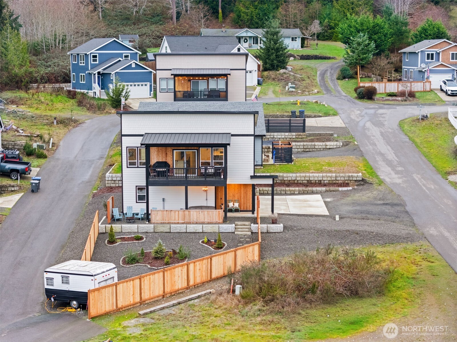 17 East Sellegren Road Allyn, WA 98524 - Photo 4 of 40