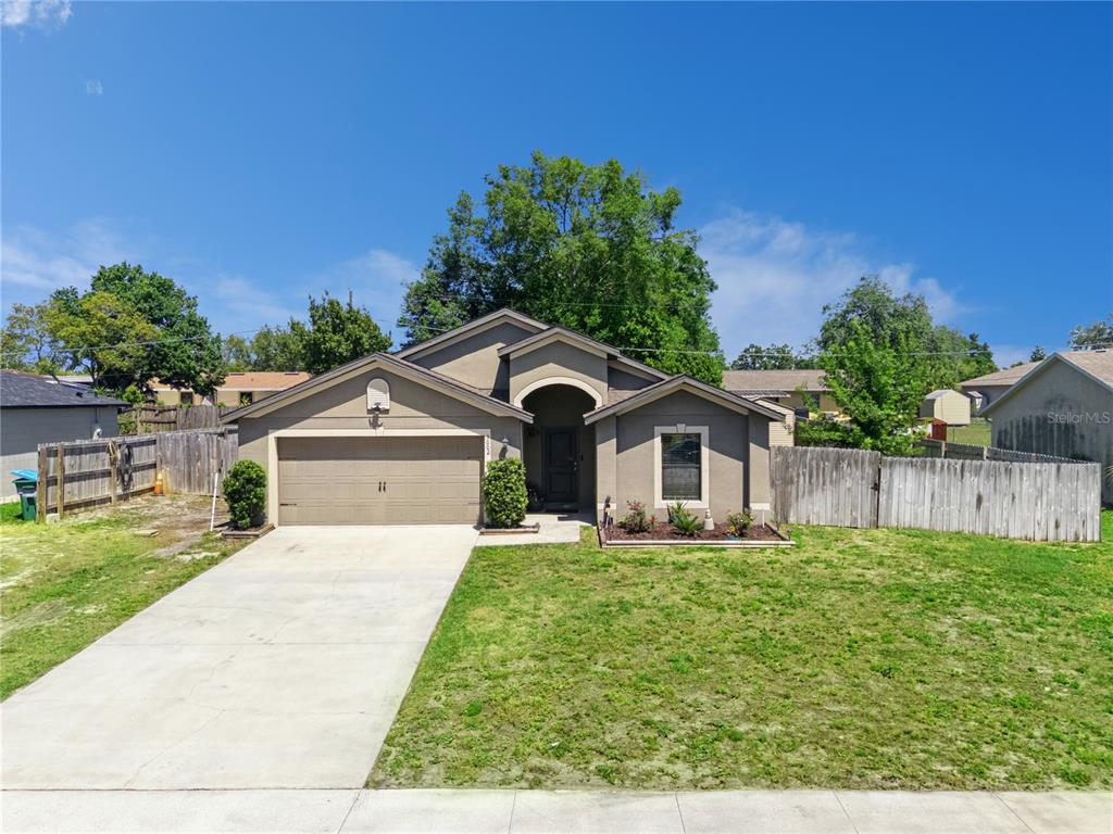 3002 Greynolds Street Deltona, FL 32738 - Photo 33 of 49